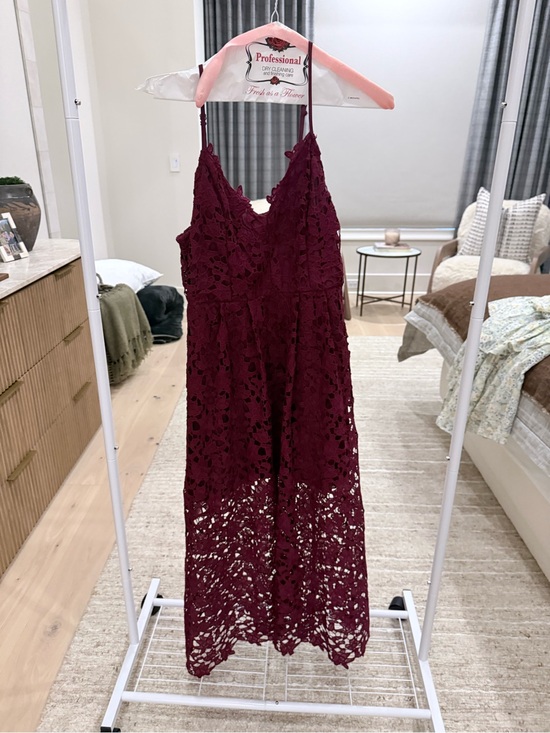 astr the label lace midi dress burgundy Long Sleeve Lace Maxi Dress
